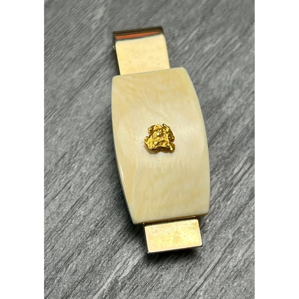 N/A vintage gold